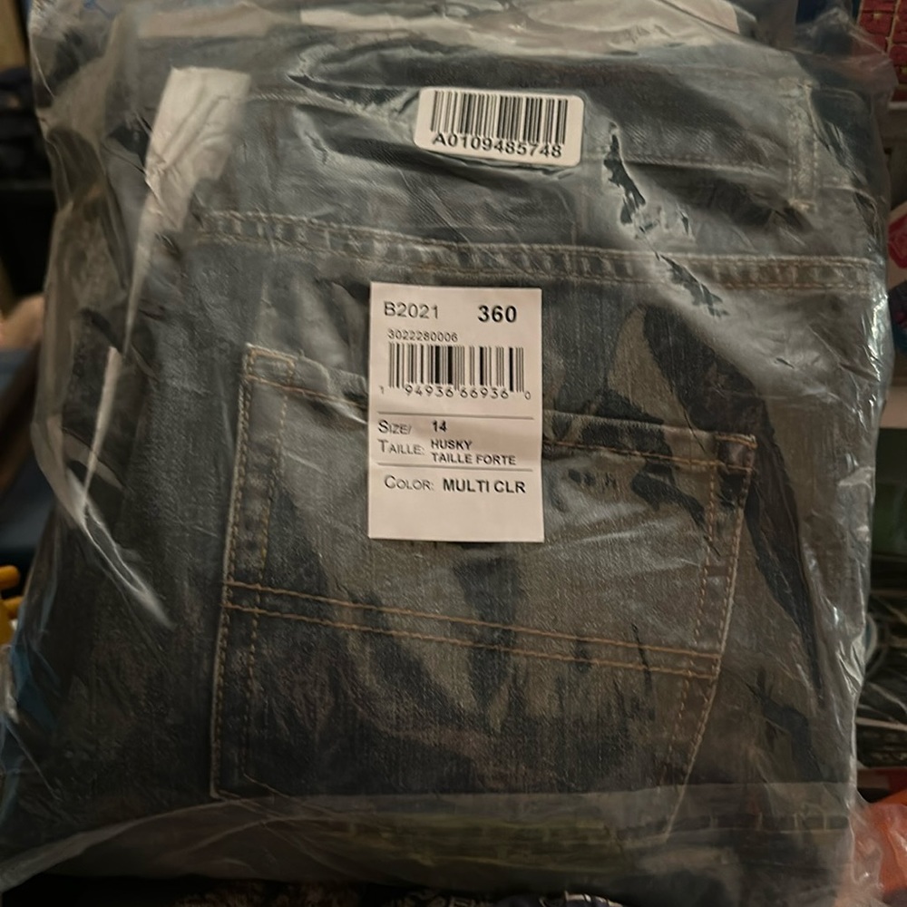 Boy’s bootcut husky jeans. 4 pairs.
